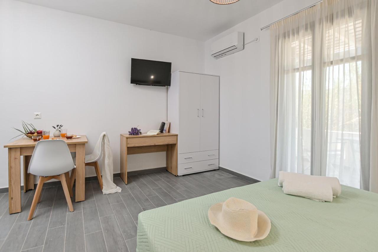 Vive Mare Plaka II Aparthotel Exterior foto